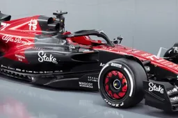 Cockpit Alfa Romeo C43 bajo el microscopio: 'Algunos detalles bonitos'