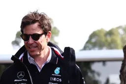 Wolff niet verrast door pole Hamilton: ‘Als je hem de auto geeft…’