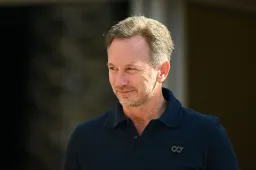 Spanning tussen Red Bull en McLaren, Horner ontwijkt dé vragen in Bahrein