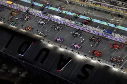 Zo won Verstappen de Grand Prix van Saoedi-Arabië vorig jaar