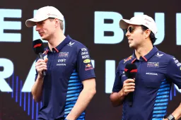 Hill wijst Verstappen aan als reden voor contractverlenging Perez