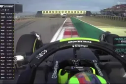 Hamilton klikt over Verstappen: "Hij ging al een paar keer van de baan af!"