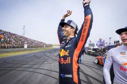 De losse heupen van Ricciardo en Coulthard in Zandvoort