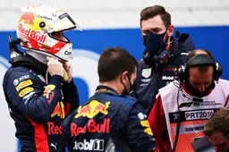 Verstappen schrok van Raikkonen: "Ik dacht: wat is er aan de hand?"