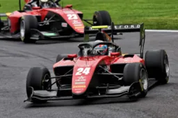 Van Hoepen crasht en moet achteraan starten in beide F3-races in Monza