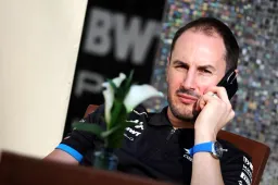 Oakes, le patron de l'écurie Alpine, refuse de tirer un trait sur la saison 2025 de la F1.