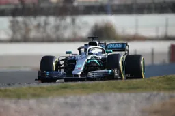 Heeft Mercedes verstoppertje gespeeld?
