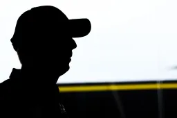 Verstappen shocked in the morning: 'Who the f*ck is ringing the doorbell?'