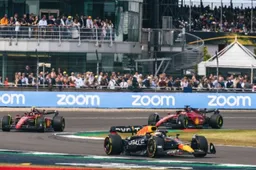 Pech zit Verstappen in de weg: 'Anders had hij de race eenvoudig gewonnen'
