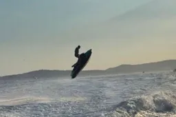 Verstappen ends holiday in style on a jet ski