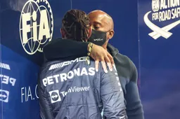 Hamilton en Wolff missen FIA-gala: 'Goede zaak dat ze er niet naartoe gaan'