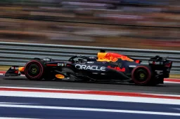 ¡El Holandés Volador lo regresa a la P1! Norris P4, Pérez P11
