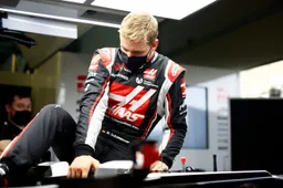 Haas mocht Schumacher niet zelf kiezen: 'Ferrari koos voor Mick'