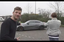 Video: De Bucket Boys rijden met de ex-Mercedes van Verstappen