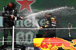 Hamilton krijgt gridstraf door wissel verbrandingsmotor