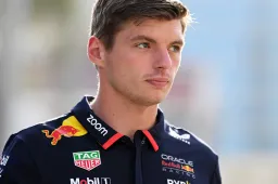 Verstappen desconversa sobre cláusula de saída: "Talvez sim, talvez não"