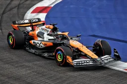 Doornbos over de 'flexi-wings': 'Hierom was Piastri in Baku zoveel sneller'