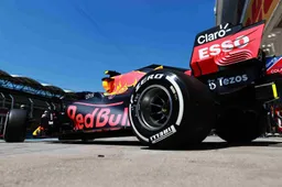 Hamilton klasse apart in kwalificatie, Verstappen vanaf tweede startrij