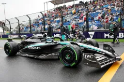 Wolff stipt pijnpunt Mercedes aan: 'Moeten begrijpen hoe McLaren dat doet'