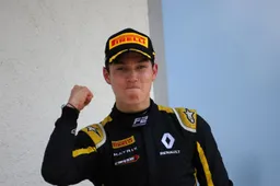 Renault moet opzoek naar een nieuwe testcoureur