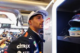 Ricciardo laat zich uit over mogelijke voorkeursbehandeling Verstappen