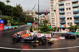 Verstappen moest voorzichtig zijn: "Je kon echt totaal niet aanvallen"
