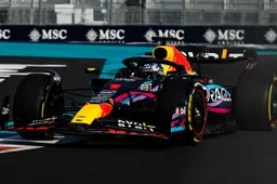 Verstappen zet concurrentie op ruime afstand in VT3 Miami