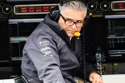 De Ferran: "McLaren leeft veel meer dan voorgaande jaren"