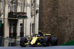 Sainz proud of Renault's performance