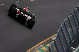 Verstappen vindt in bizarre GP Australië toch kans om klasse te laten zien