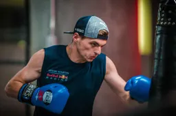 Verstappen lacht: 'Ik kan wel wat op zo'n Go-kartbaan'