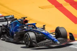 De Vries vergroot druk op Latifi: "Hij moet nu presteren"