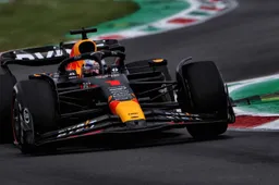 Vijfde tijd voor Verstappen en crash voor Perez in VT2 Monza, Sainz snelst