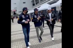 Hilarisch moment tussen Verstappen en Bottas: 'Ga je voor het record?'