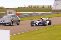 Video: Williams F1 tegen BMW M5 E60