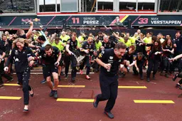 Verstappen no war language: "We'll talk on the track"