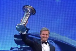 Hoe denkt Mercedes opperbaas Dieter Zetsche over Rosberg?