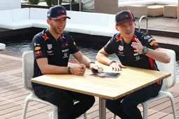 Verstappen en Gasly trappen lol in Monaco met hilarische quiz