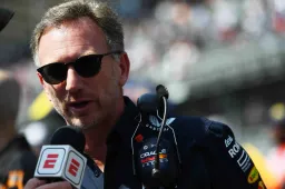 Horner mild voor Perez na drama in Mexico: 'Race-incident'