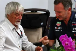 Marko lacht om verborgen sneer op kerstkaart Ecclestone: 'Wat een klap!'