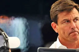 Wolff ha preso in considerazione gli ordini di scuderia a favore di Hamilton: "Allora l'avremmo preso in considerazione".