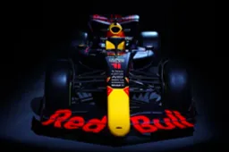 BREAKING | Red Bull launch RB18 for Verstappen's F1 title defence