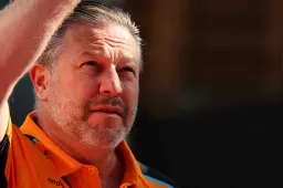 Brown believes Norris can push Verstappen: "One of the fastest drivers"