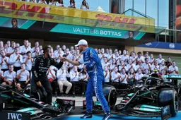 Mercedes bouwde 'afscheidsmodus' in, in het stuurtje van Bottas