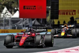 'Ik denk dat Ferrari het meeste potentieel heeft, maar ze halen het niet'