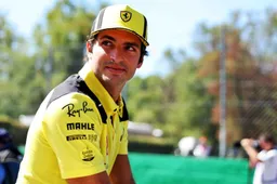 Sainz praises former teammate: 'Verstappen is having a ten out of ten year'