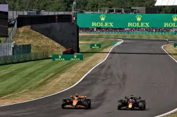 Classifica costruttori | Balzo in avanti per la McLaren