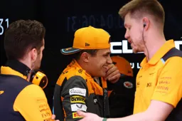 Norris duikt weg na verspreking: 'Dit was tijdens Lewis achtste titel'