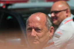 Wat vindt de McLaren CEO van zijn team dit seizoen?