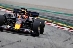 Samenvatting derde F1-testdag | Mercedes snelste voor Verstappen en Perez
